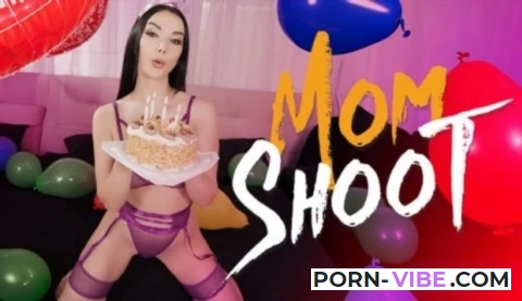 Lady Gang - A Happy Birthday Milf [MomShoot.com / MYLF.com] SD