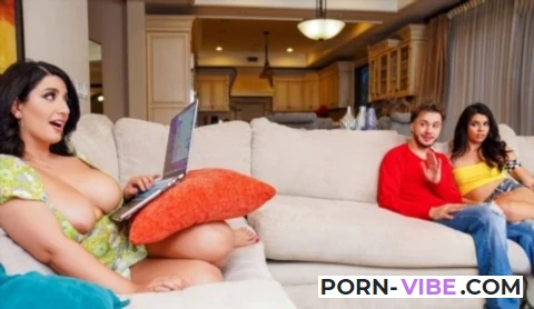 Harley Haze, Sarah Arabic - My GFs Roomie is a Total Thirst Trap [BrazzersExxtra.com / Brazzers.com] SD